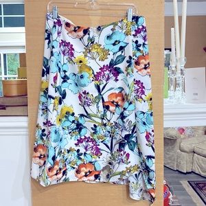 Floral skirt by The Limited Luxe Collection Sz 12